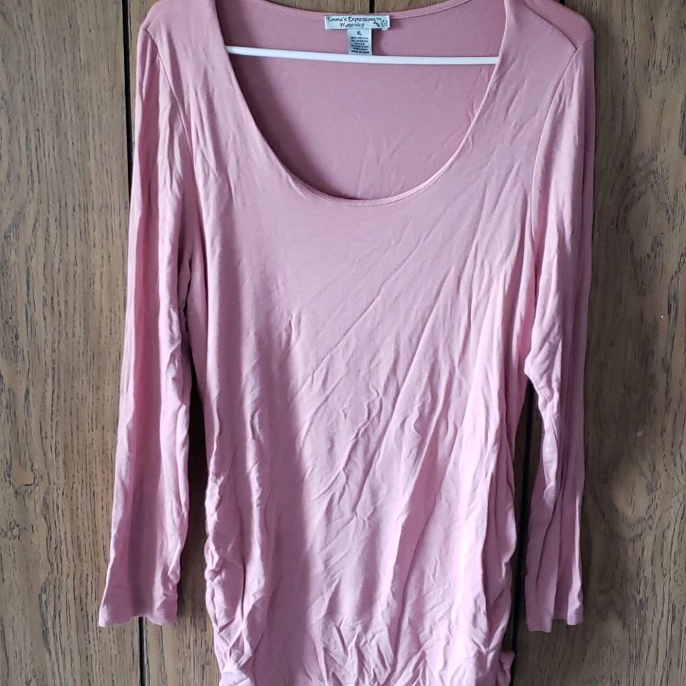 Emma's Expressions Maternity top
